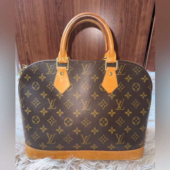 ๐ฏ % Authentic Louis Vuitton LV Hand Bag Alma Brown Monogram bag - Picture 1 of 16